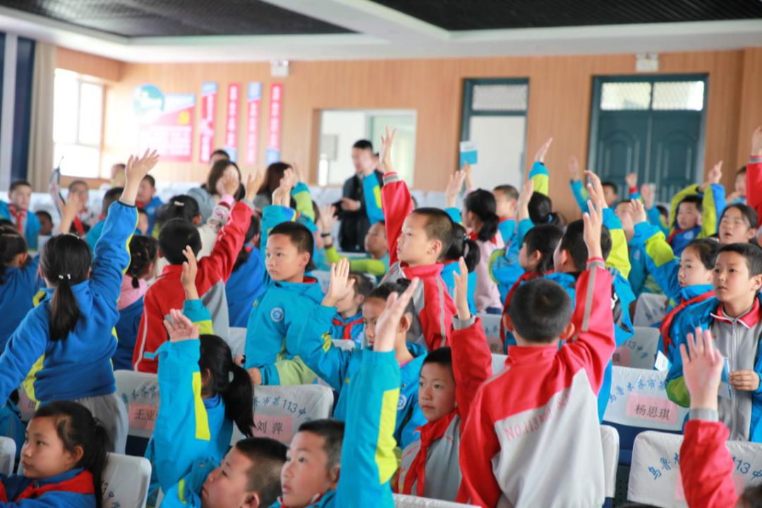 甲状腺外科成功实施高难度局部晚期甲状腺癌扩大根治手术